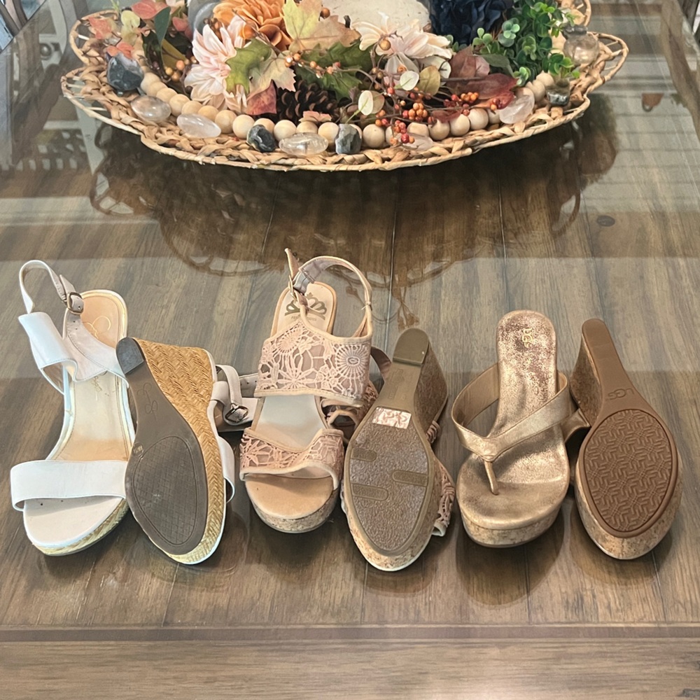 Size 8 Women's Sandals Collection